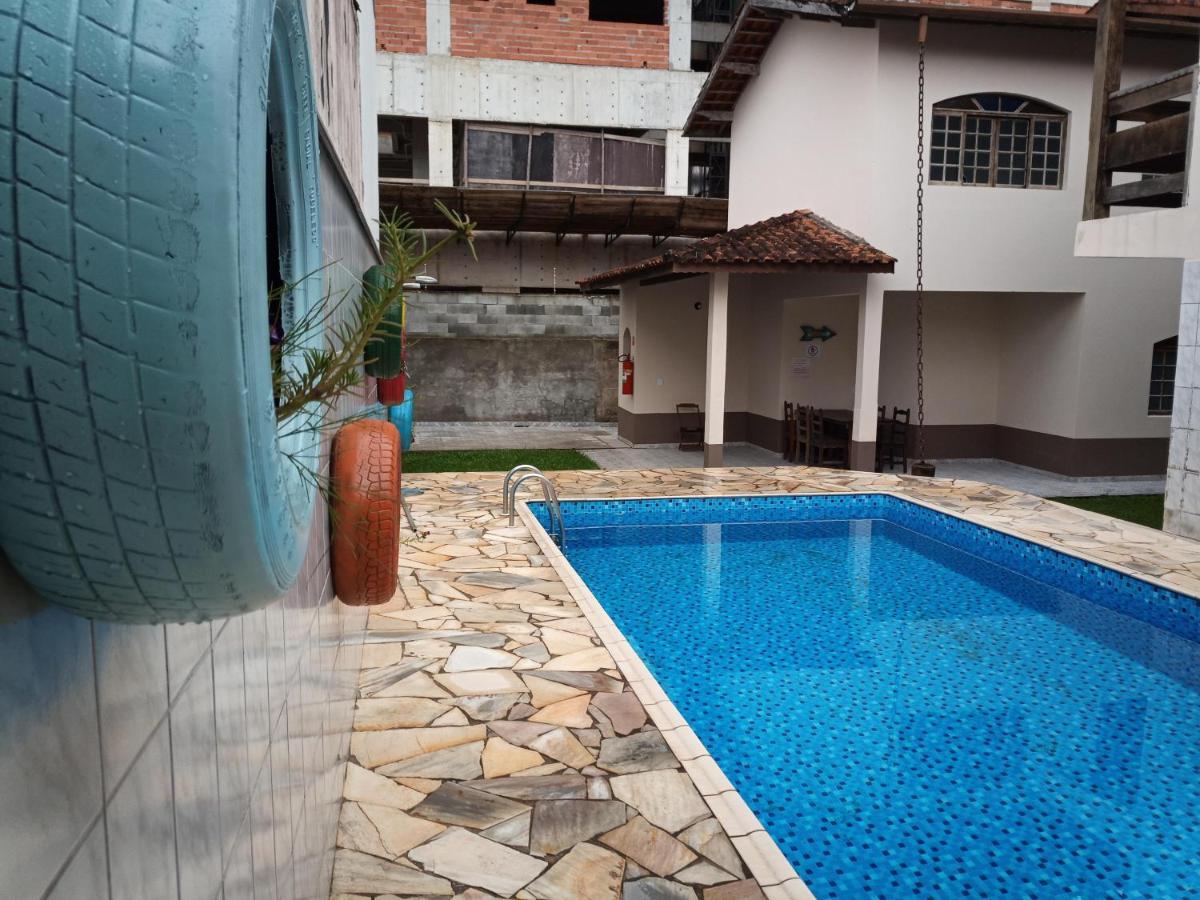 Lionfish Hostel Caraguatatuba Exterior photo